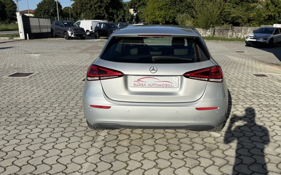MERCEDES A 180 d AUTOMATIC BUSINESS EXTRA